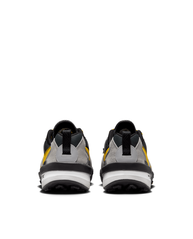 Nike Zegamadome x Sacai (Matte Silver/Tour Yellow-Black)