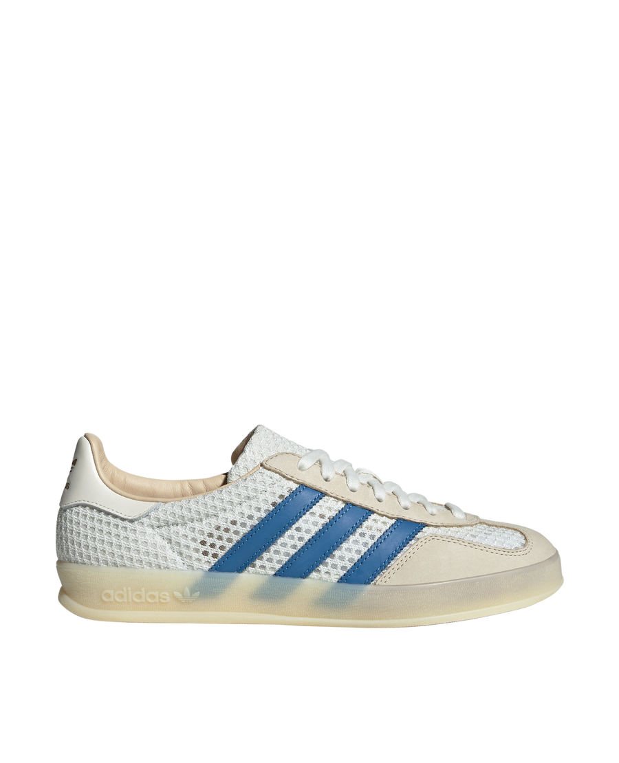 adidas Originals Gazelle Indoor (Off White/Focus Blue/Warm Vanilla)