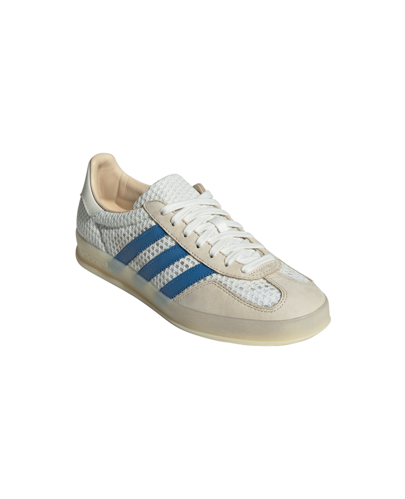 adidas Originals Gazelle Indoor (Off White/Focus Blue/Warm Vanilla)